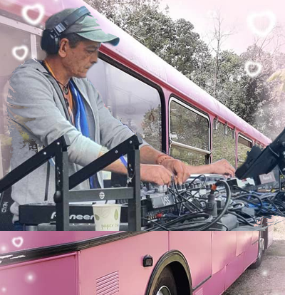 john et pink bus